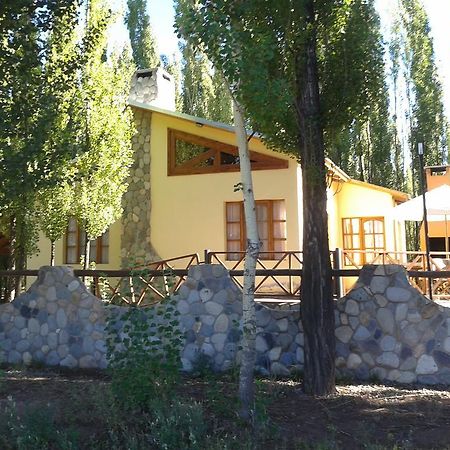 Terrazas En El Bosque Cabanas Malargue Bagian luar foto